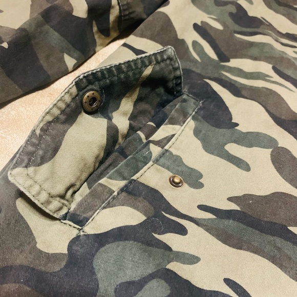 ME JANE CAMO W/SEQUINS BIRD JACKET - Picture 9 of 12